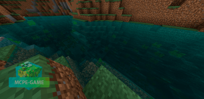 Blue water with transparency from the Better Water! texture pack on Minecraft PE